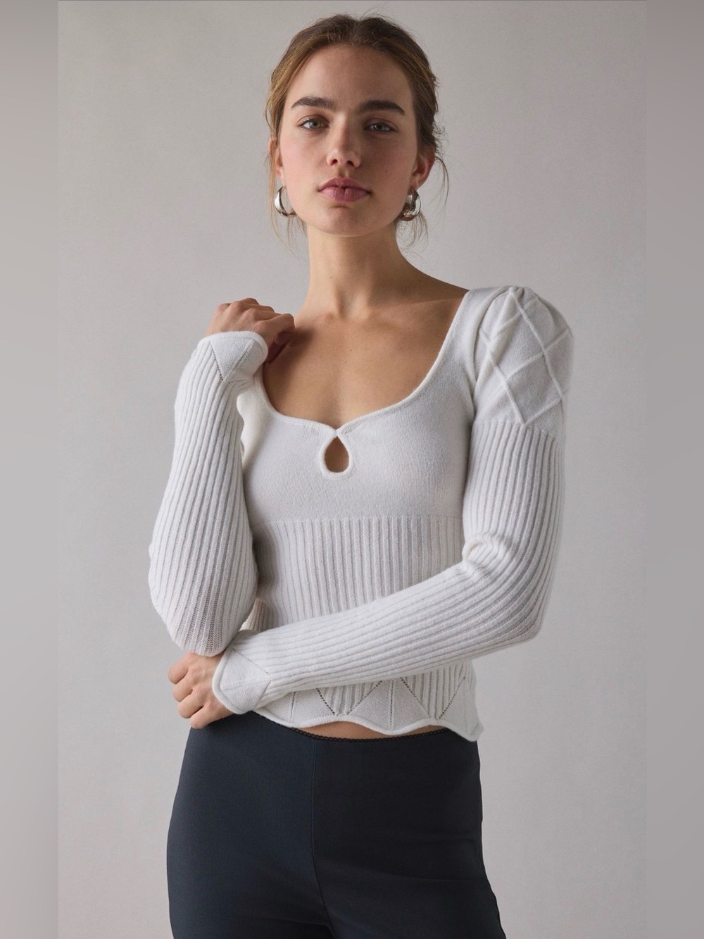Kimchi Blue Joanie Square Neck Puff
Sleeve Cropped Sweater NWT